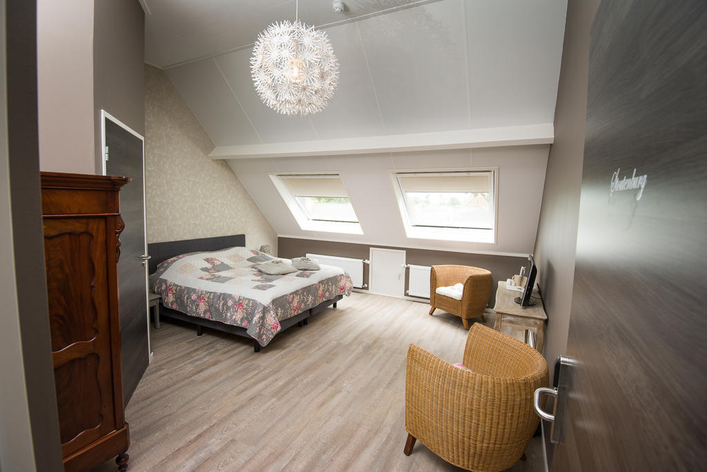 B&B Groot Pepersgoed フーヴェラーケン 部屋 写真