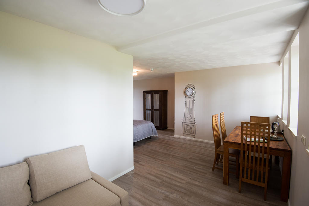B&B Groot Pepersgoed フーヴェラーケン 部屋 写真